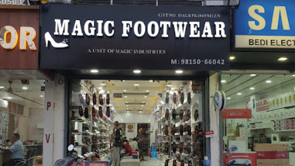 Magic Footwear