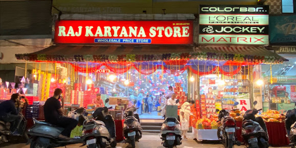 Raj Karyana Store