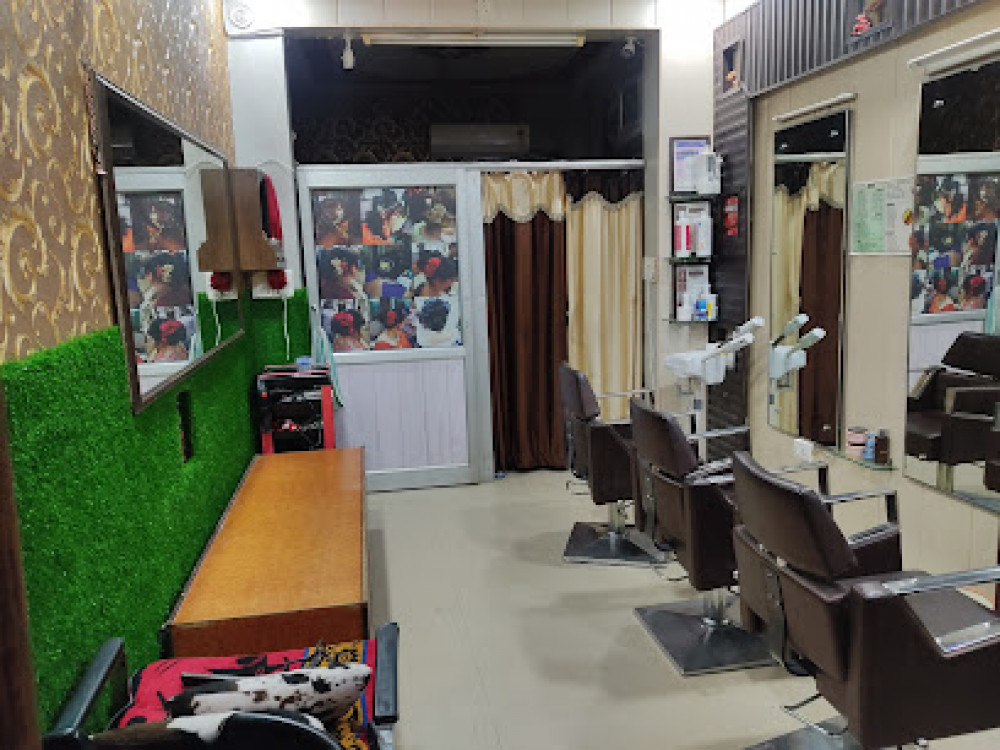 Rashmi Beauty Salon & Academy