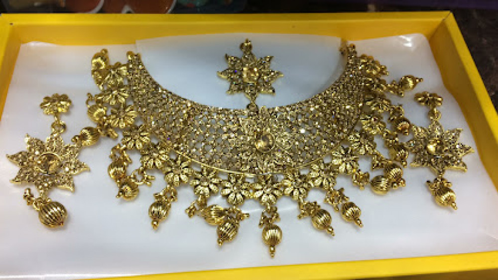 Royal Jewellery