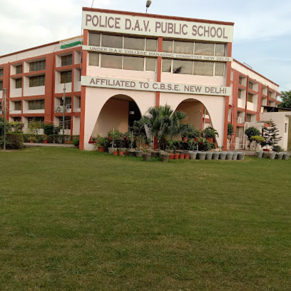 Police D.A.V. Public School