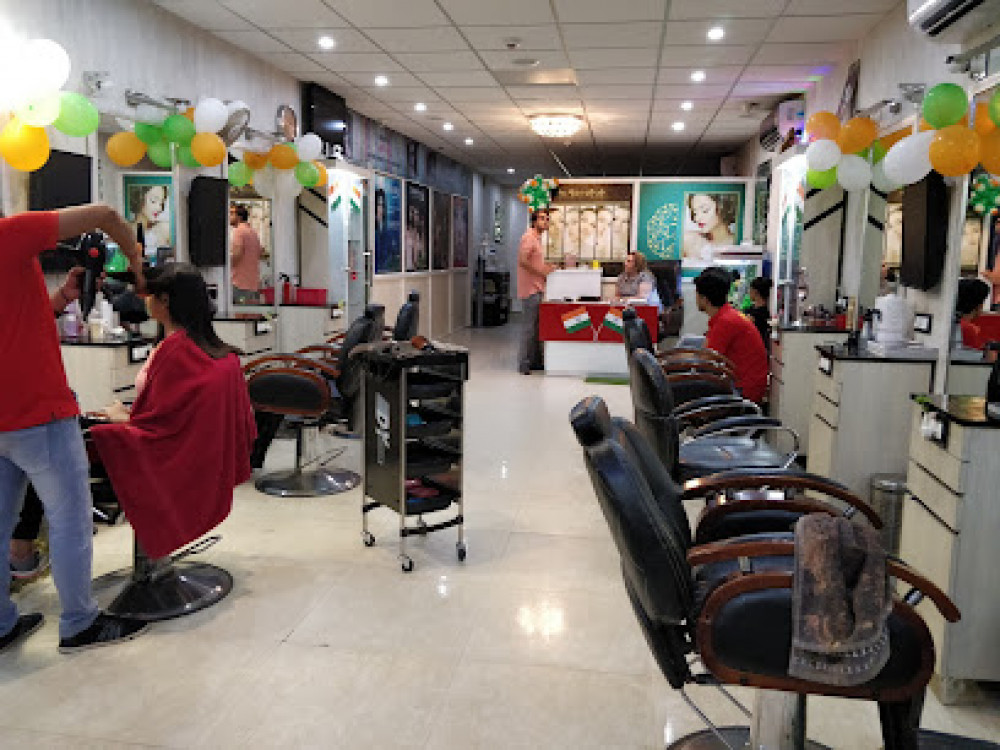 Feminaz Beauty Zone