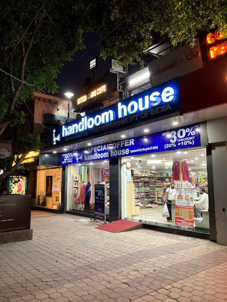 Handloom House