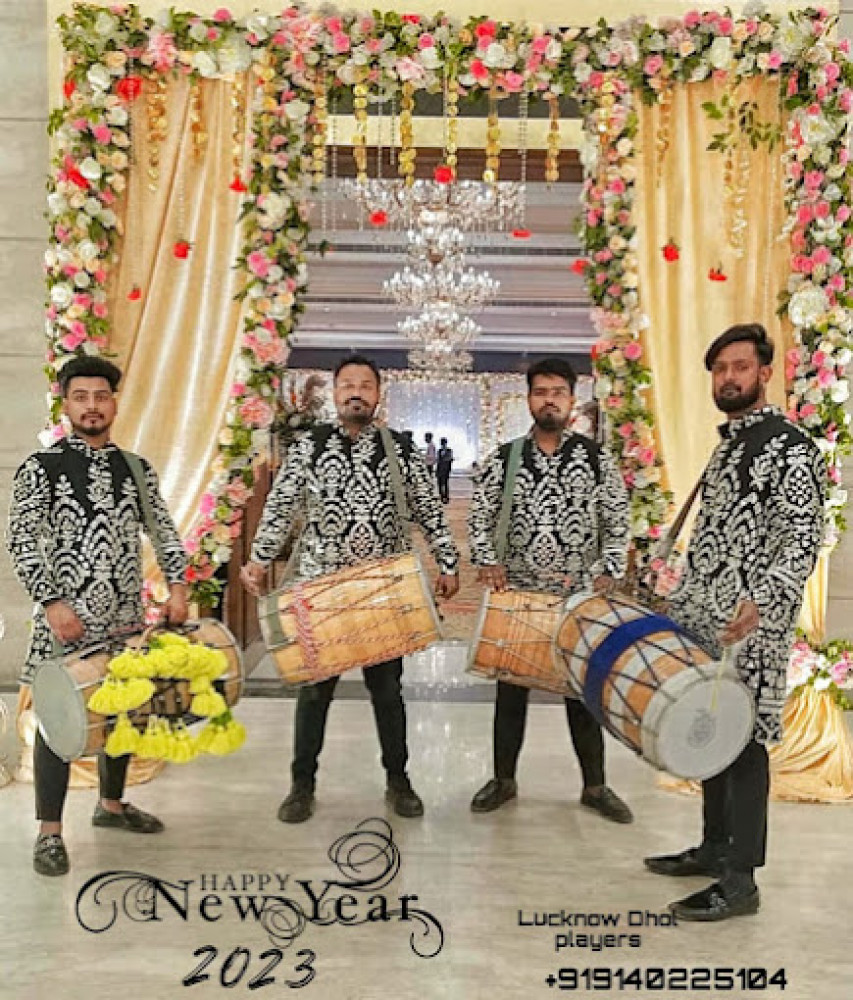 Lucknow Dhol Players