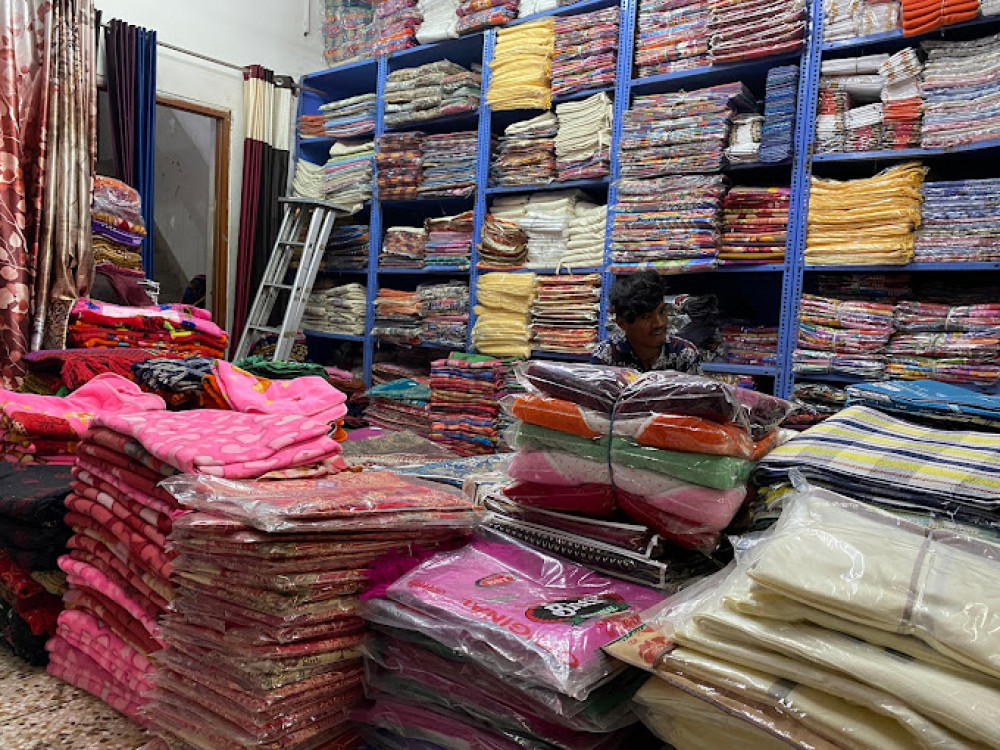 Kali Charan Cloth Merchant