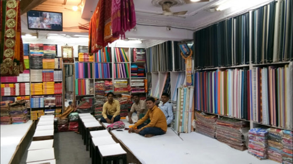 Priyadarshani Cloth Merchant