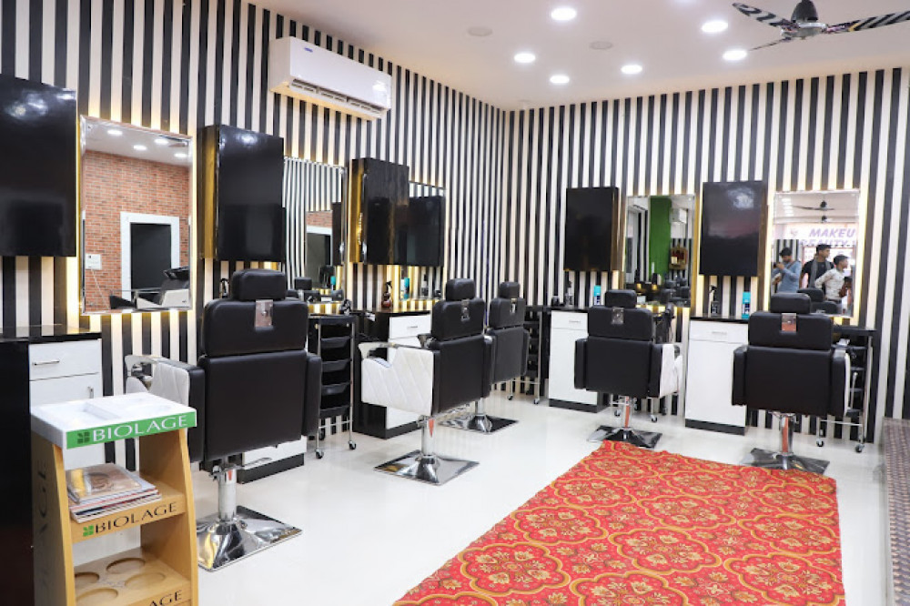 Makeup Zone Beauty Parlour & Unisex Family Salon