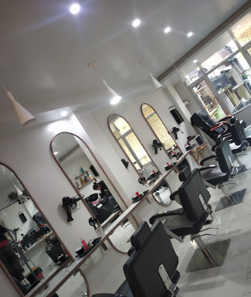 Kamaksha Blossom Salon