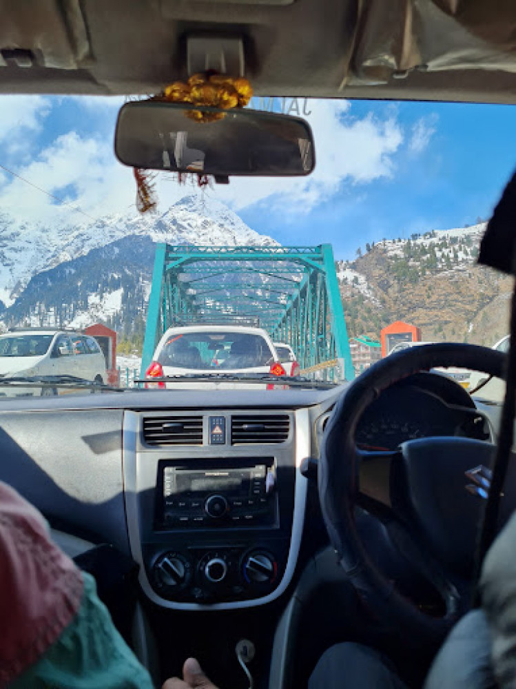 Manali Taxi Best Services