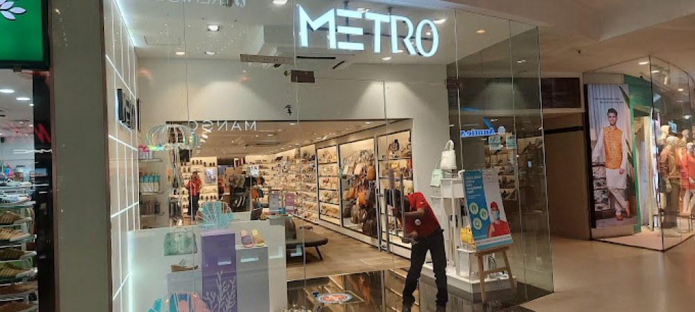 Metro Shoes