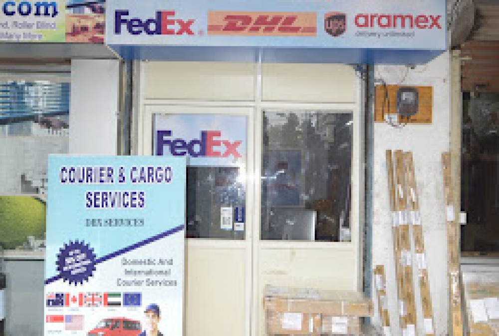 Dbx Services Domestic And International Courier Services