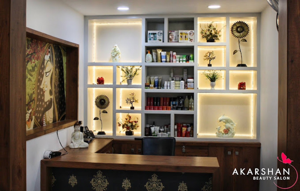 Akarshan Beauty Salon