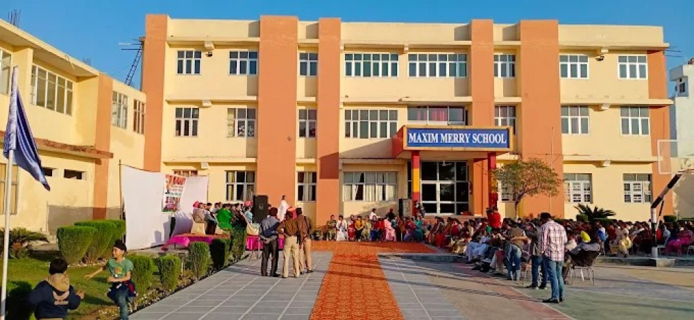Maxim Merry School