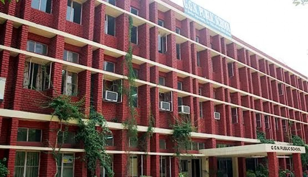 Gujranwala Guru Nanak Public School