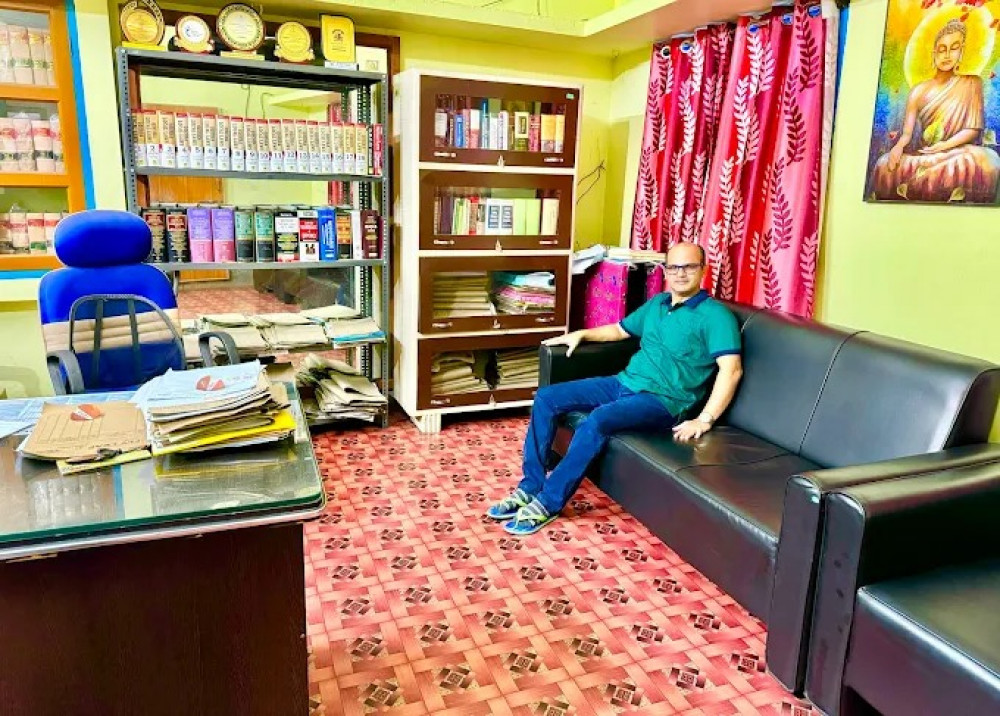Adv Santosh Kumar Mishra