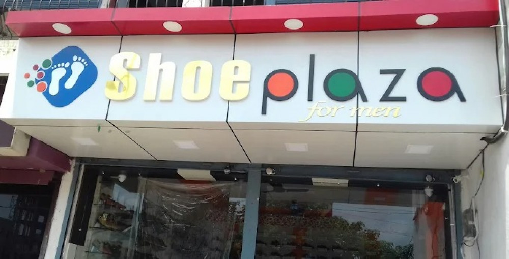 Shoe Plaza