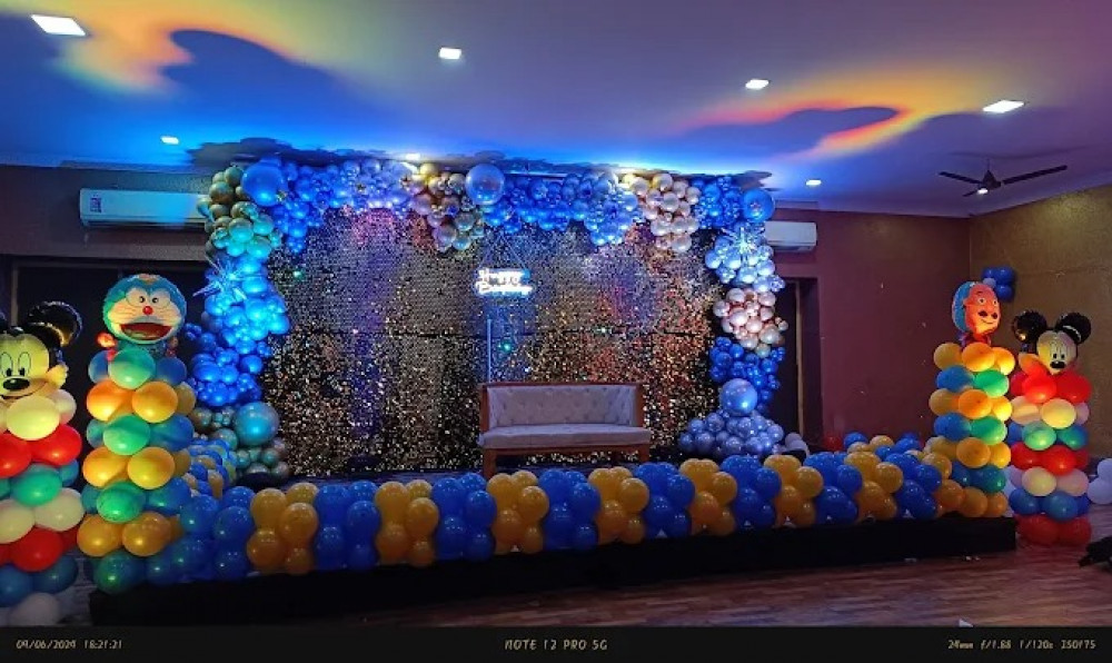 IK Balloon Decoration & Event Planner