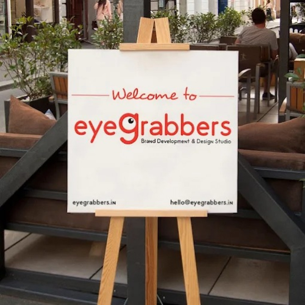 Eyegrabbers