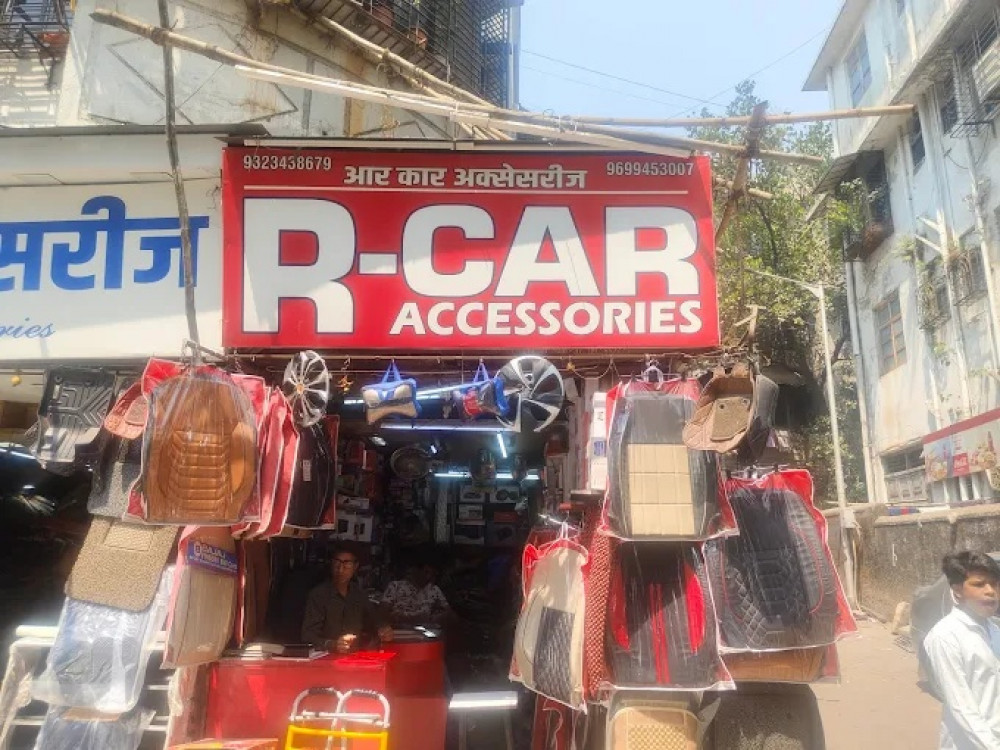 R CAR ACCESSORIES