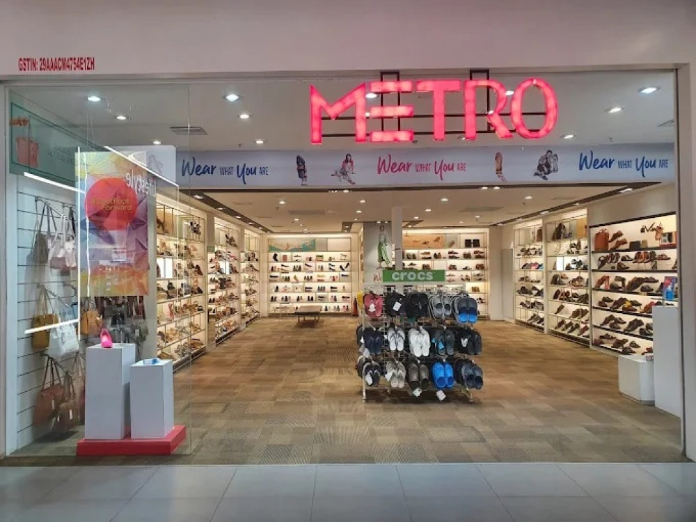 Metro Shoes