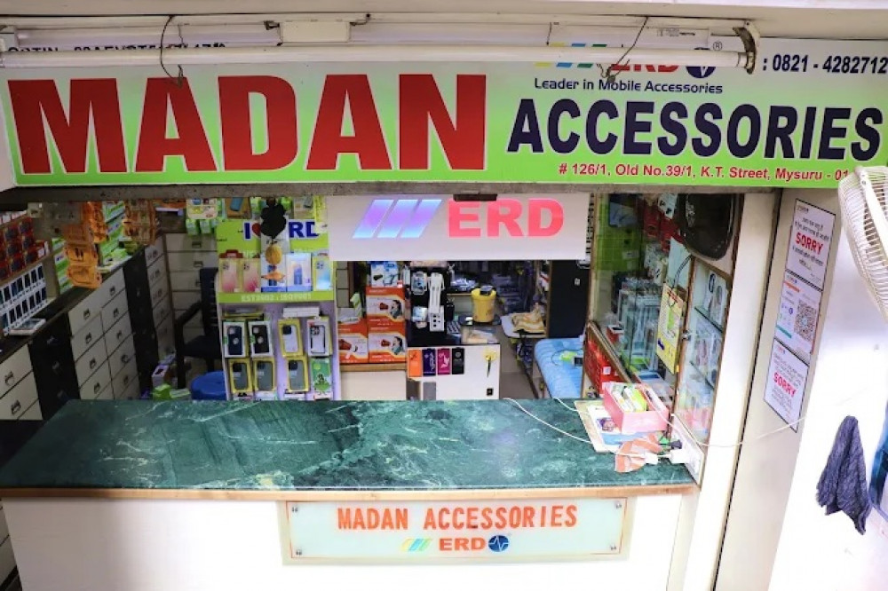Madan Accessories