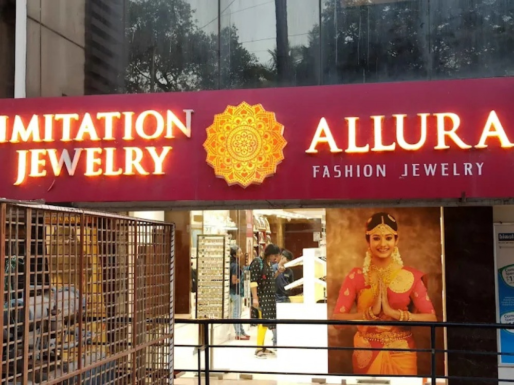 Allura Imitation Jewelry