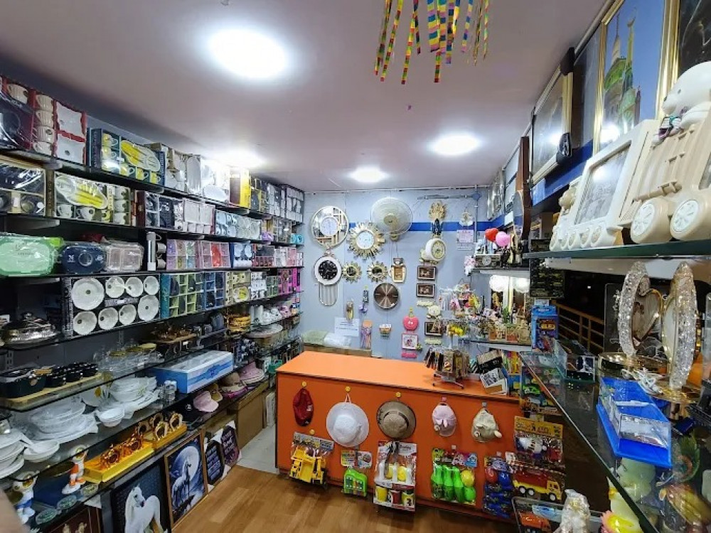 Madina Gifts And Crockeries