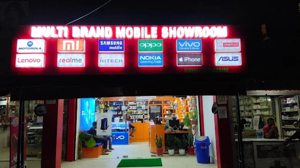 Multi Brand Mobile Showroom