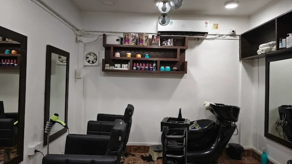 U4ya Unisex Salon & Spa