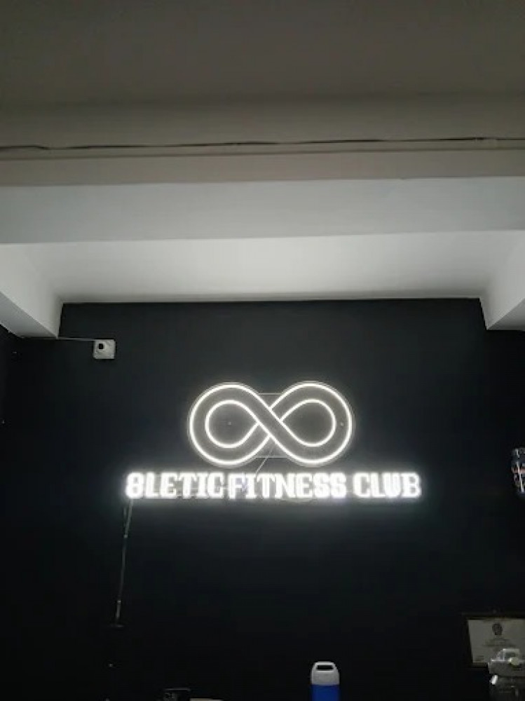 8letic Fitness Club