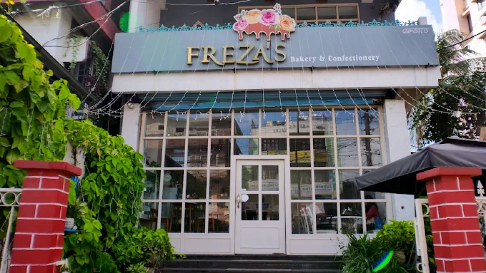 Freza's Bakery And Confectionery
