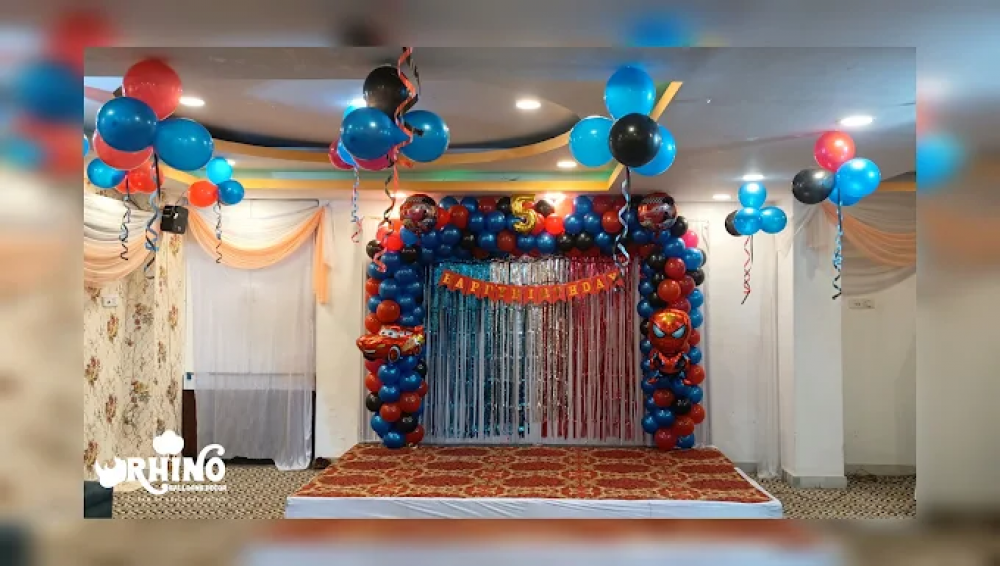 Rhino Balloons Decor