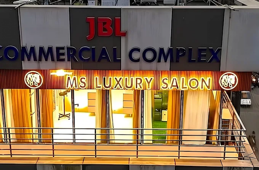 The MS Luxury Salon