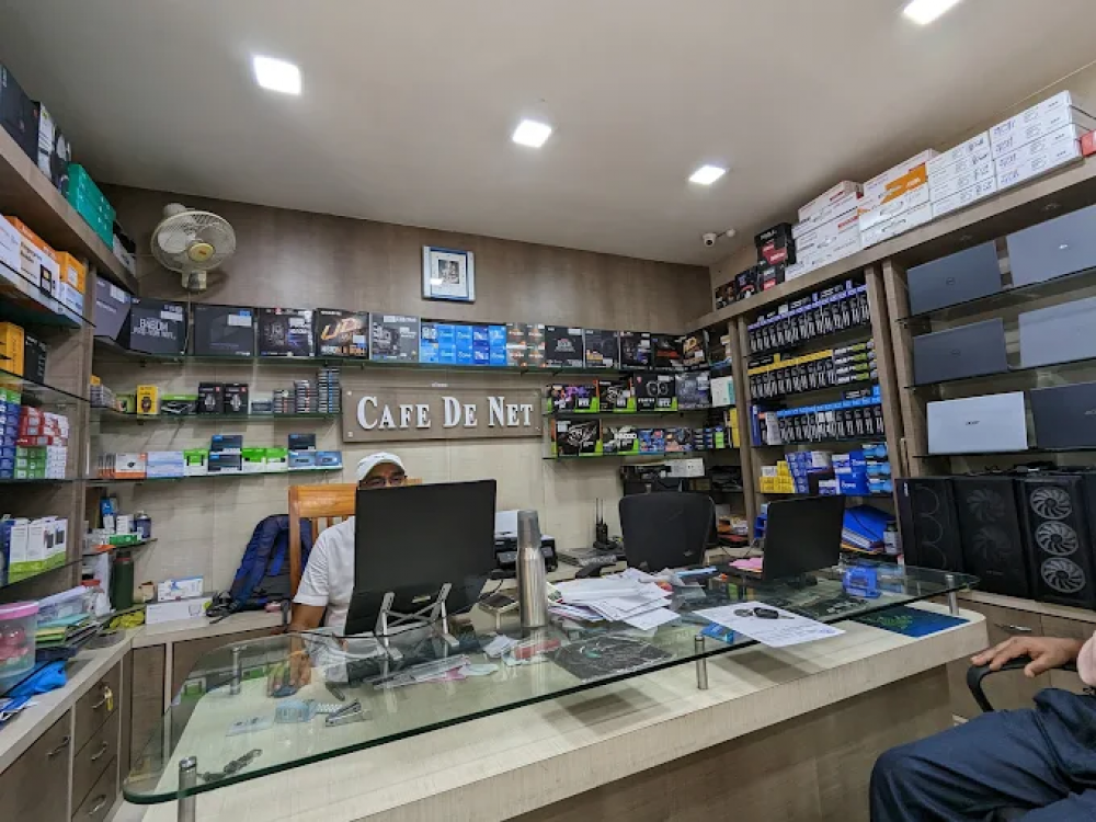 Cafe De Net