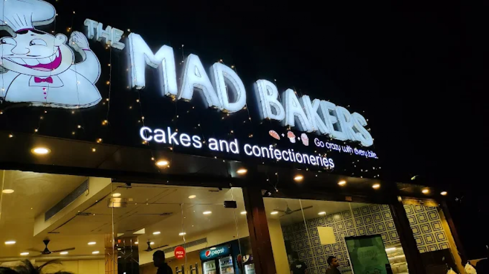 The Mad Bakers