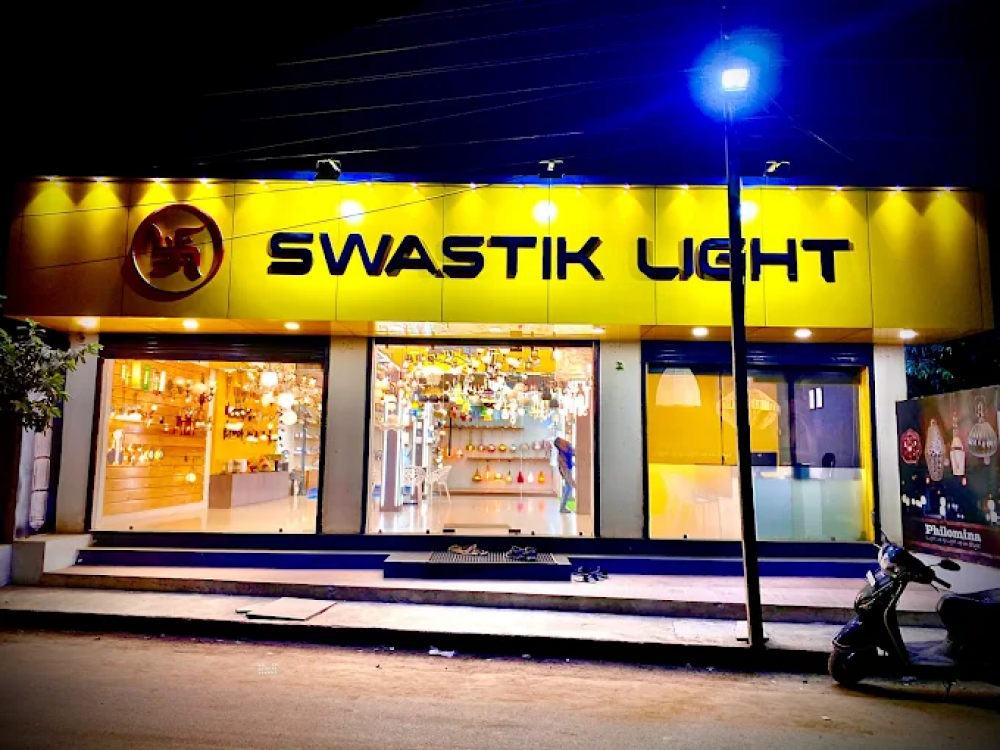 Swastik Light