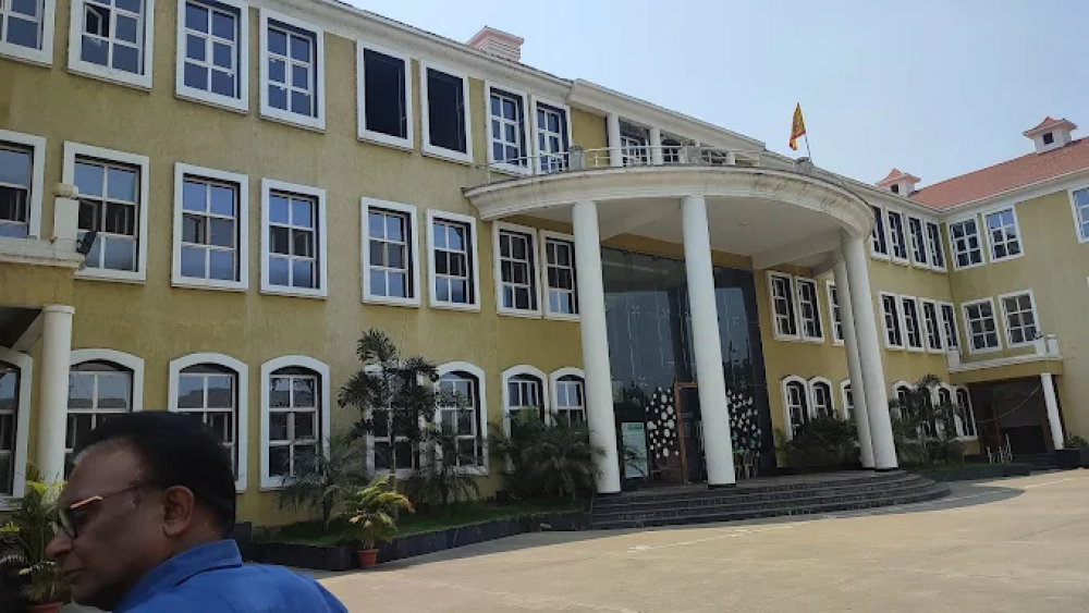 Delhi World Public School