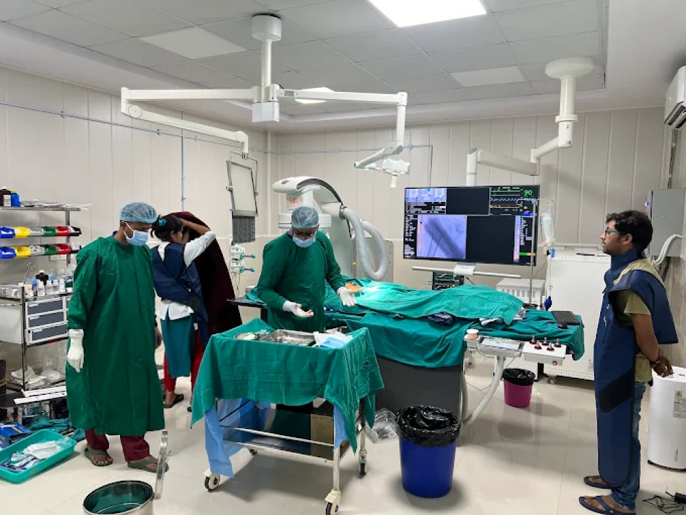 Dr Pratik Khare MD Medicine