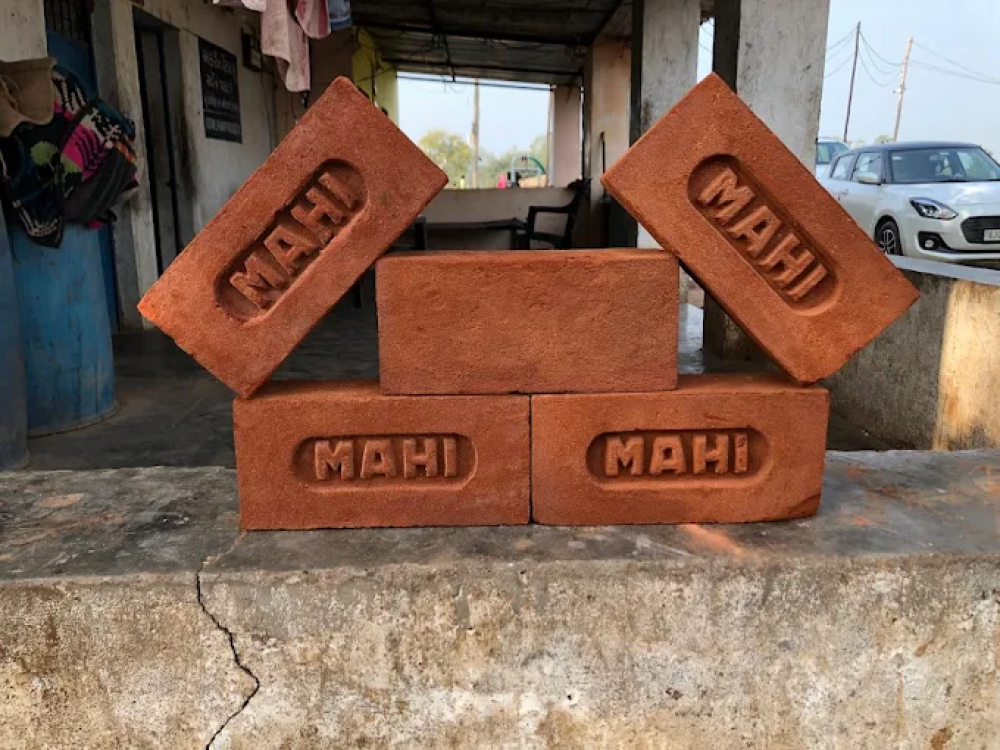Mahi Bricks