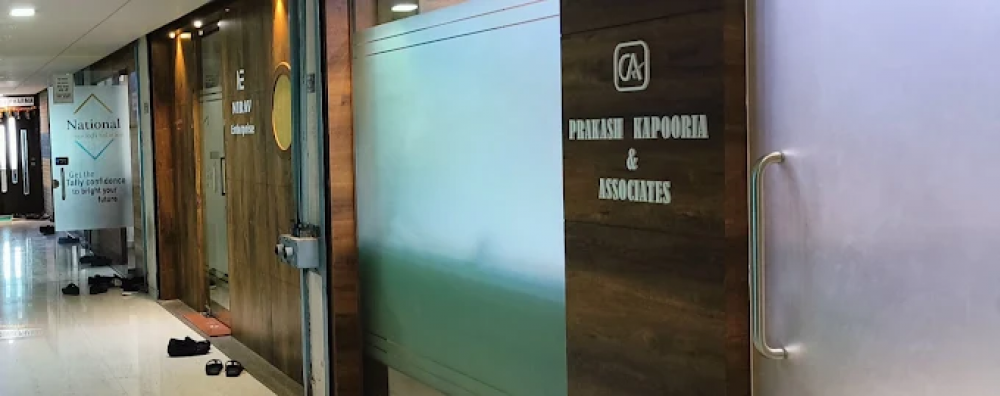 CA PRAKASH KAPOORIA AND ASSOCIATES