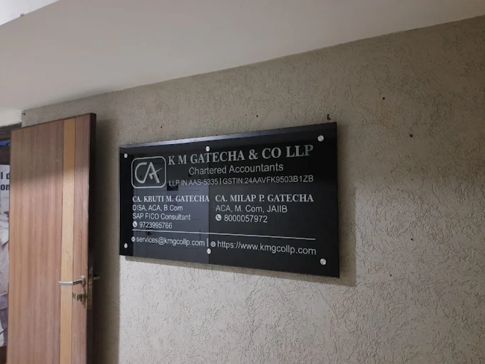 K M GATECHA & CO LLP