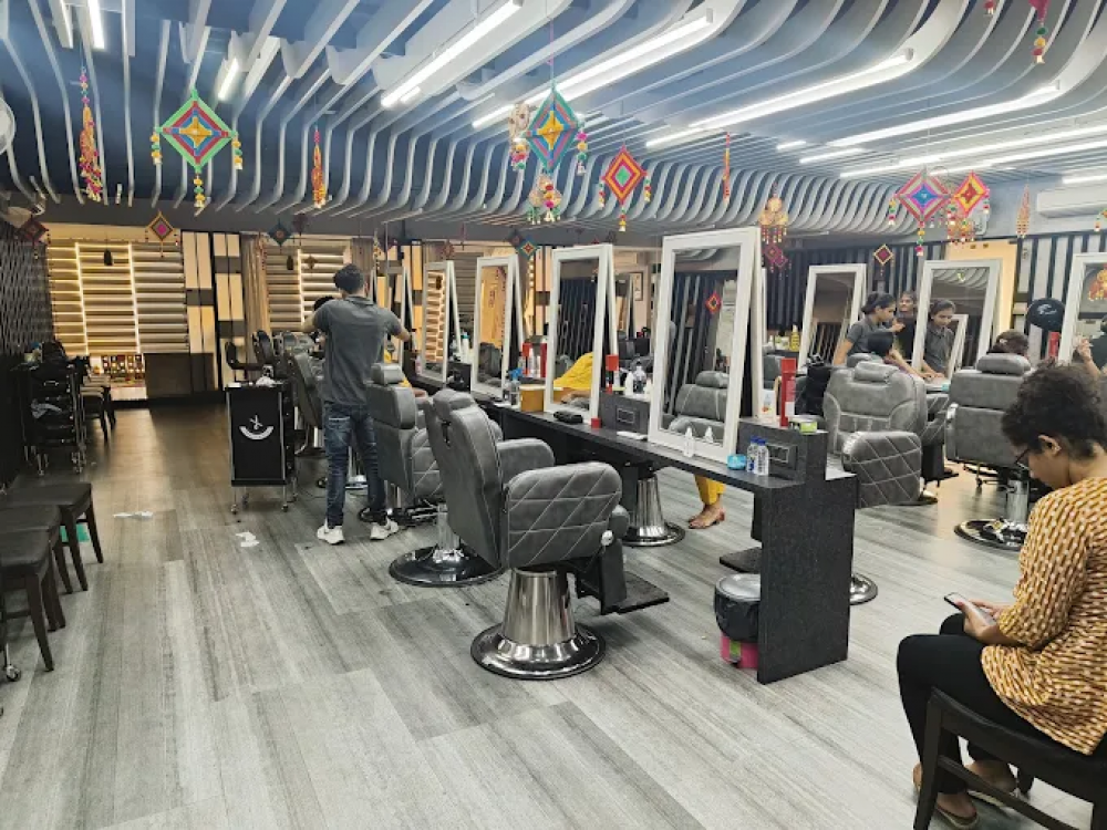 Sanskruti Family Salon