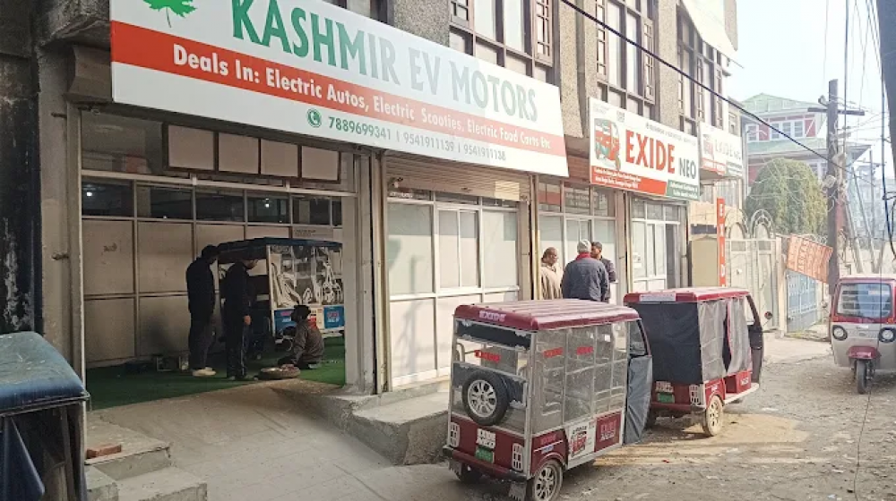 KASHMIR EV MOTORS