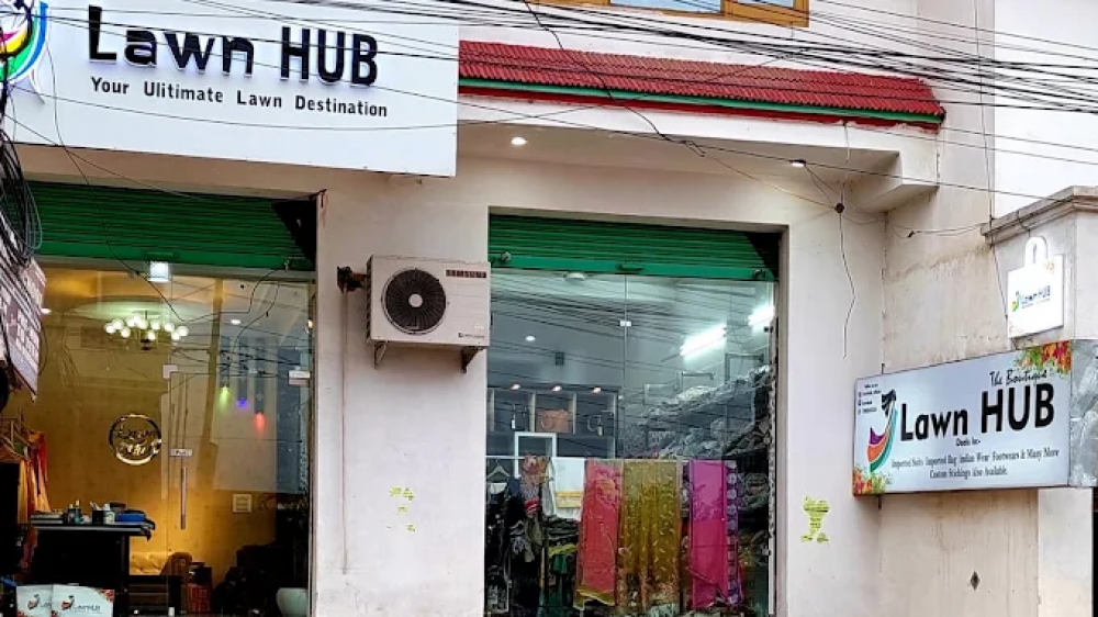 Lawn Hub Boutique