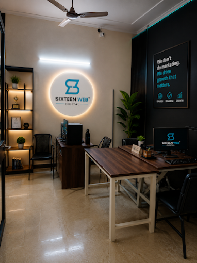 SixteenWeb
